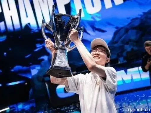 Faker十载荣耀加冕:PC电竞界最佳选手称号实至名归 Faker十载荣耀加冕:PC电竞界最佳选手称号实至名归